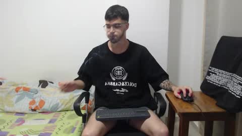 aleex_miller online show from November 16, 7:10 am