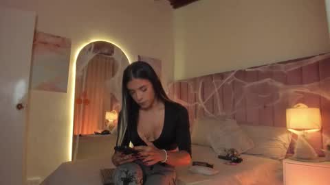 Alejandra Arango online show from October 20, 8:14 pm