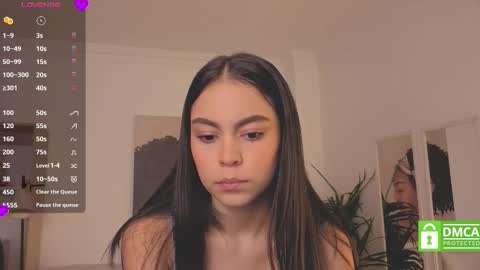 Alejandra online show from October 27, 11:43 am