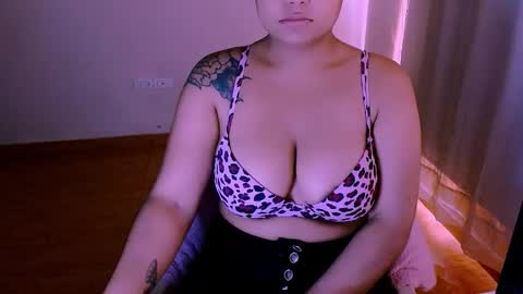 Alejandra  online show from November 28, 4:25 pm