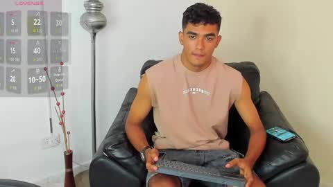 Alejandro williams online show from June 22, 8:38 pm
