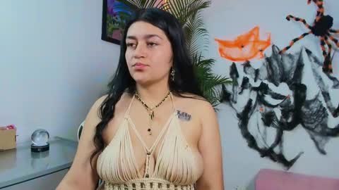 Snapshot of alejitasweet1 chatting on October 23, 4:36 am aleja online show from October 23, 4:36 am