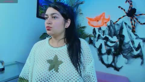 Snapshot of alejitasweet1 chatting on October 21, 3:33 am aleja online show from October 21, 3:33 am
