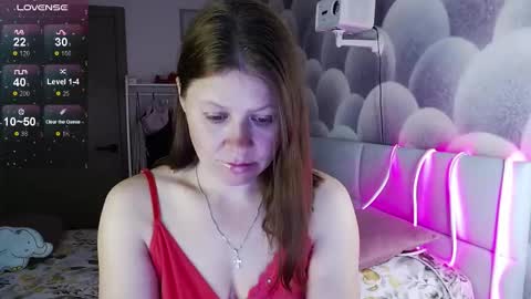 Snapshot of alekasamui chatting on September 28, 12:52 am Aleksa online show from September 28, 12:52 am