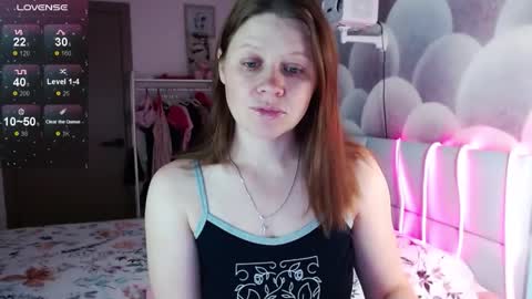 Snapshot of alekasamui chatting on October 19, 12:48 am Aleksa online show from October 19, 12:48 am