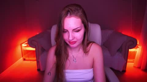 aleksaloree online show from November 29, 2:03 pm