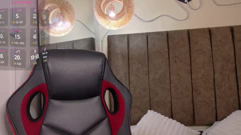 alektra_bryce online show from November 30, 7:32 pm