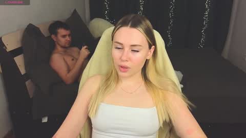 Snapshot of alena_hot_sex chatting on January 9, 3:01 pm Alena online show from January 9, 3:01 pm