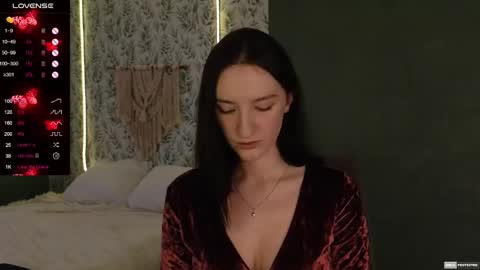 Alena online show from February 22, 1:35 pm