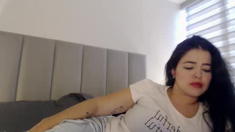 Aleska online show from December 5, 9:01 pm