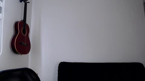 Aleska online show from February 14, 5:15 pm