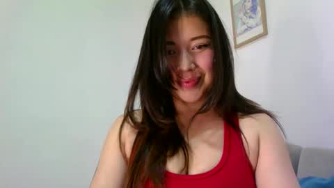 QUEEN OFF MILk  IM BACK  15 NOV online show from January 13, 11:45 pm