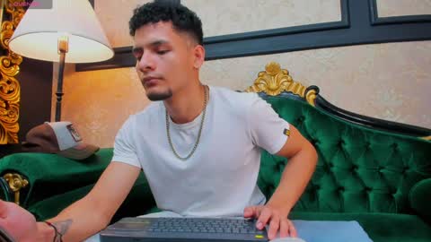 Alessandro King online show from February 4, 11:49 am