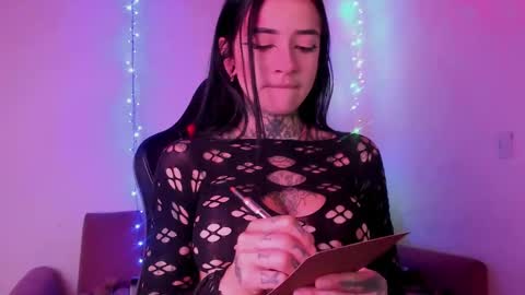 Snapshot of alessafrost_ chatting on September 19, 6:55 pm Onlyfans Babykarma6 online show from September 19, 6:55 pm