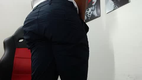 alessandro hamed online show from April 8, 3:15 pm