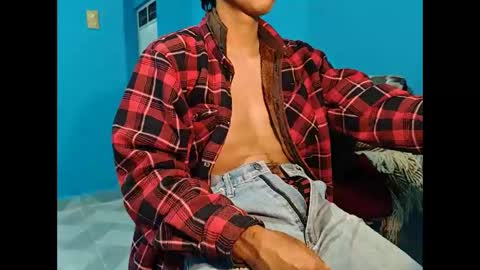 alessandrodmv online show from October 3, 6:54 am