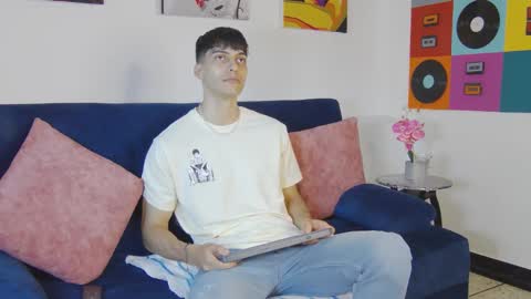 Alessio online show from November 21, 12:25 pm