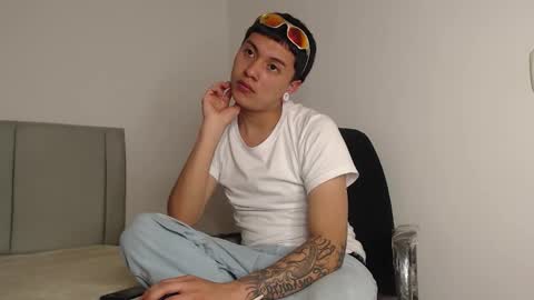 Owen online show from February 10, 2:03 am