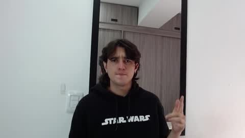 alex_connorr online show from February 25, 2:37 pm