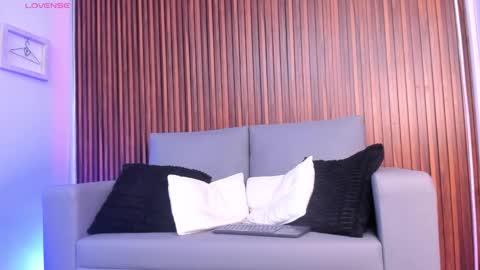 alex online show from February 9, 11:58 am