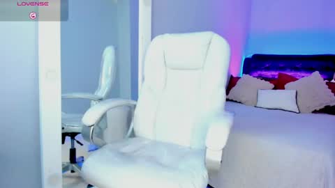 alex online show from June 2, 12:51 pm