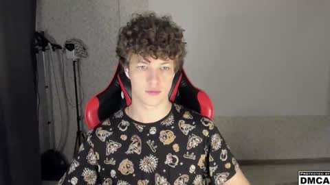 Snapshot of alex_mactavish chatting on October 5, 11:56 pm Alexander online show from October 5, 11:56 pm