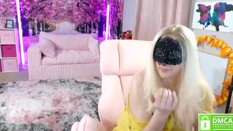 Alex online show from April 3, 2:07 am