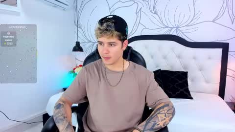 Alex  online show from April 12, 7:29 pm