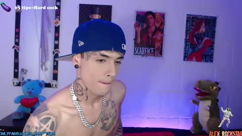 Snapshot of alex_rockstar chatting on February 17, 7:47 am online show from February 17, 7:47 am