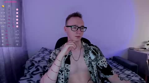 alex_silent online show from March 10, 10:39 am