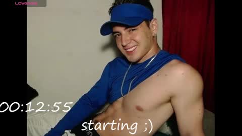 Snapshot of alex_smith0 chatting on February 24, 3:02 am     online show from February 24, 3:02 am