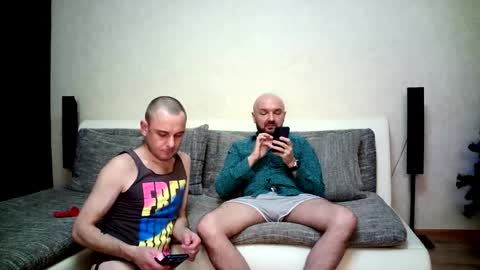 Alex and Tobey online show from January 8, 10:54 am