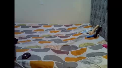 alexa_3909 online show from April 18, 10:32 pm