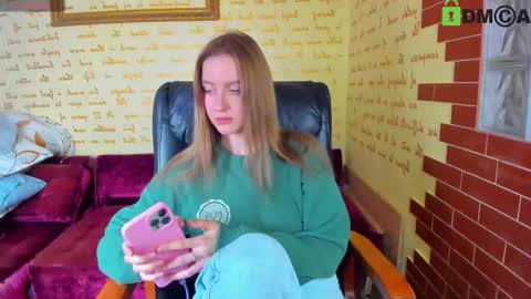 Alexa online show from December 4, 1:33 pm