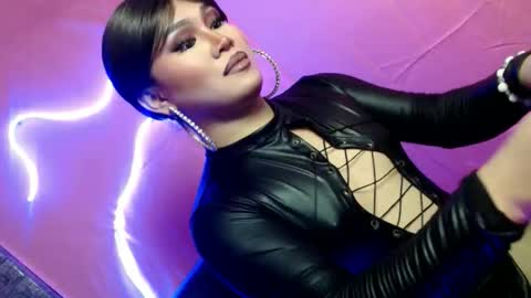 alexa_hansung online show from November 16, 11:23 am