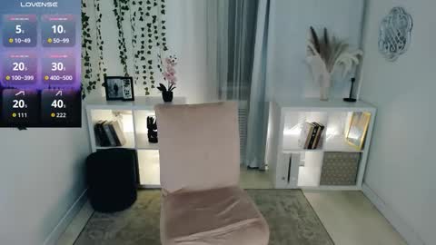 alexa_lexi online show from November 18, 3:59 pm