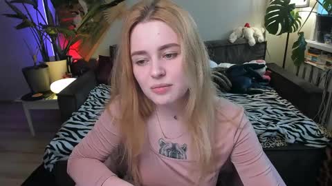 alexa_pirs online show from April 6, 2:18 pm