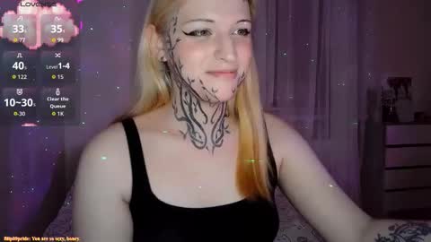 alexalarose online show from February 19, 8:30 pm