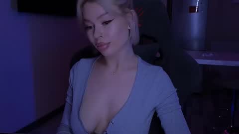 Alexa Mason online show from October 27, 2:11 am