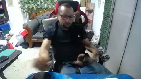 Snapshot of alexamdergal chatting on February 7, 2:15 pm Alexamdergal online show from February 7, 2:15 pm