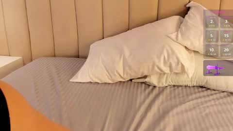 Alexa   online show from April 19, 5:25 pm