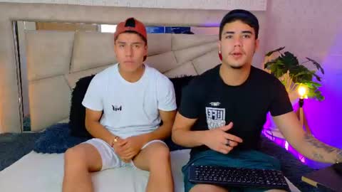 Alex  Albert  online show from July 3, 12:21 pm