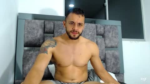 Snapshot of alexander_2015 chatting on October 8, 4:40 am alexander_2015 online show from October 8, 4:40 am