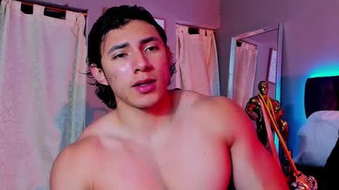 Snapshot of alexander_classy chatting on October 15, 2:59 am Alex online show from October 15, 2:59 am