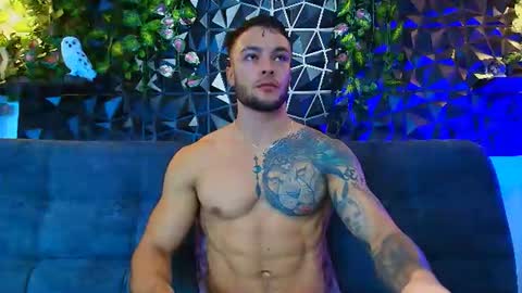 Alex Collin online show from August 8, 11:20 am