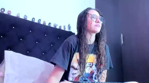 alexandra clauss online show from February 12, 7:50 pm