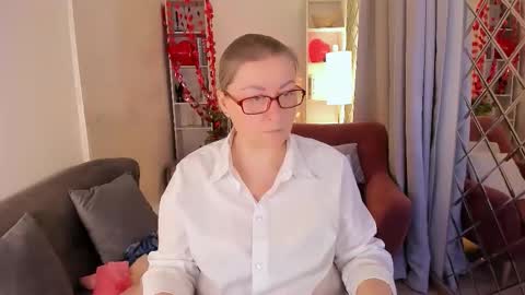 Alexandra online show from February 22, 8:33 pm