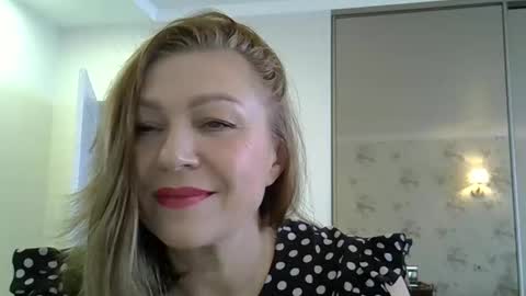 Alexandra Rosee online show from December 15, 5:36 am