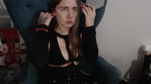 Alexandra online show from February 3, 2:54 pm