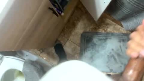 HelpMeCum online show from November 18, 12:13 am